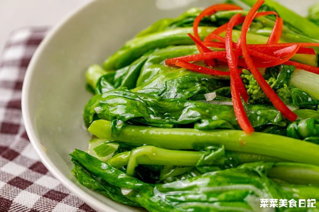 上班族午饭微波炉加热,微波炉解决一日三餐