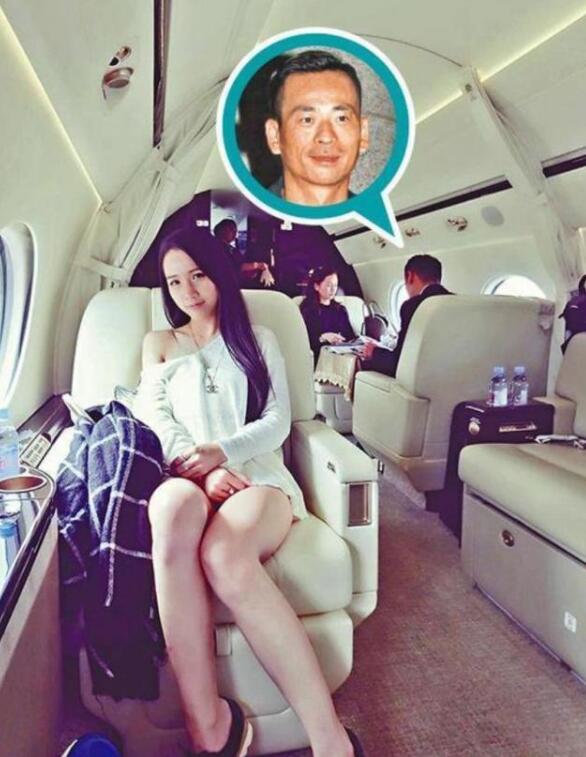 从隔空对骂到抢先生子，洗米嫂留住了人，史上最嚣张小三拿到了钱