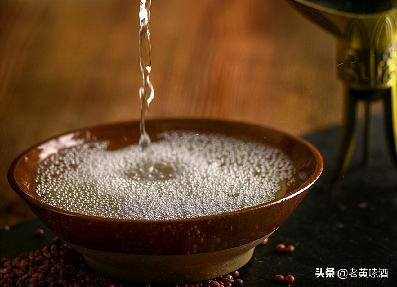 号称“世界名酒”的四川潭酒，如今为何没名气？老酒鬼：夜郎自大