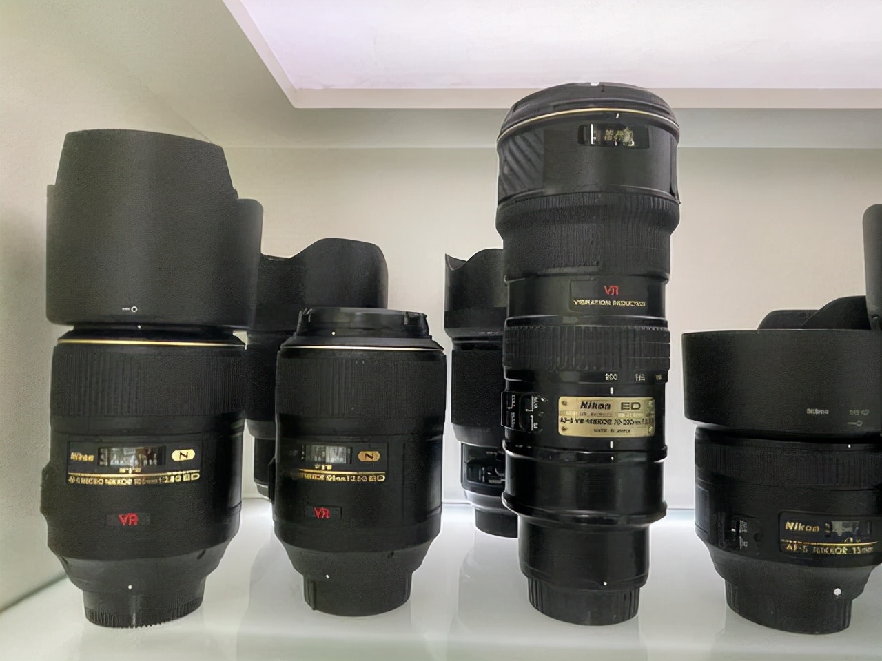 逛沈阳二手相机店：尼康没人要，大炮被放弃，宝丽莱却有很多人找