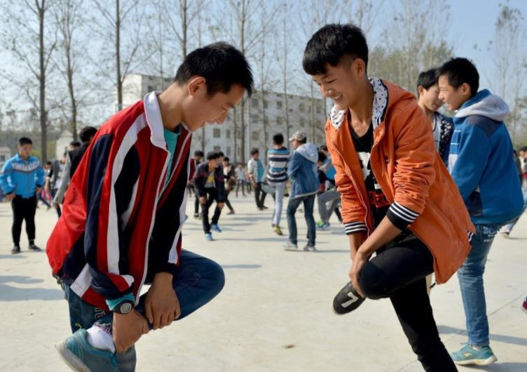 15岁身高定型了是怎么回事,男生身高发育什么时候结束