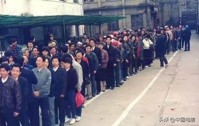 “摇把子、大哥大、BP机”…那些俗称串起的通信记忆