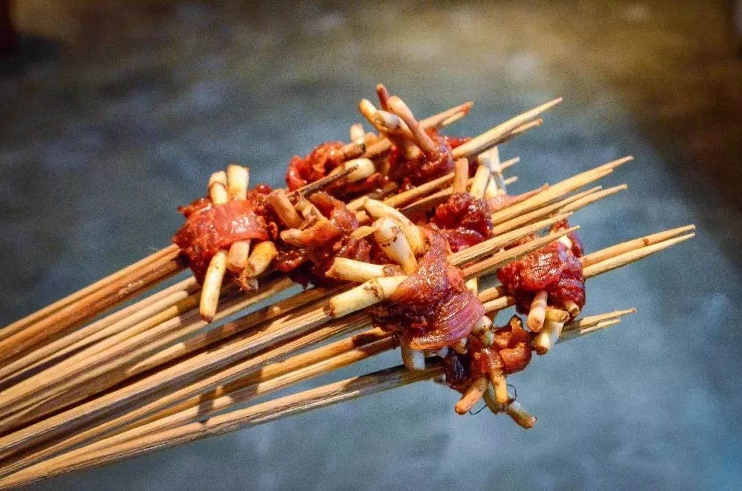 牛华八婆舌尖上的中国,牛华八婆麻辣烫二十四城店