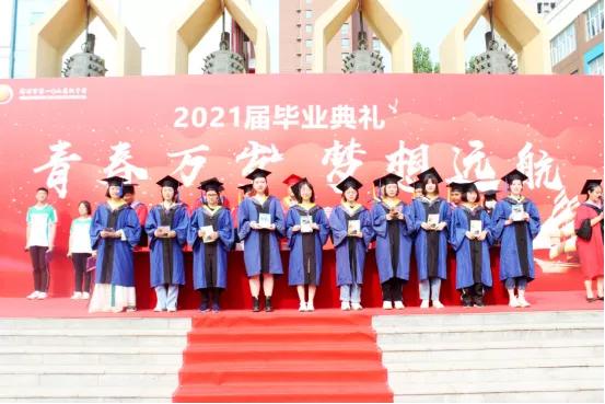 郑州市区有16所省级示范性高中,郑州106中学美术录取率