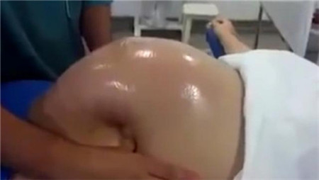 女子顺产用尽办法催产75小时，没有谁能比母亲更伟大！