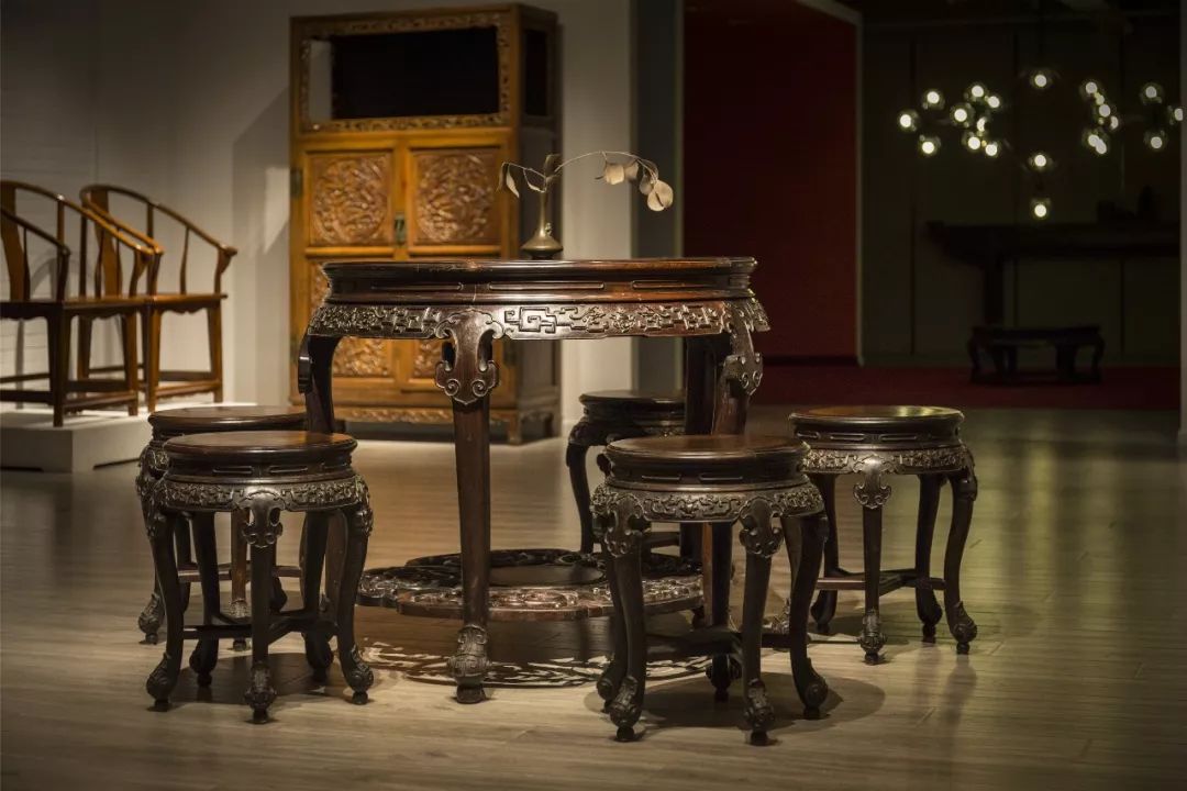 这个家具专场，几乎每年都是连拍带抢，漏太大了