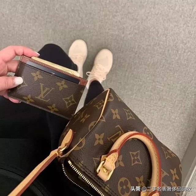 lv路易威登哪个最保值,lv路易威登2021春夏值得购买的