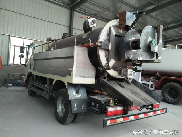 新型家用小型吸粪车,多功能小型吸粪车
