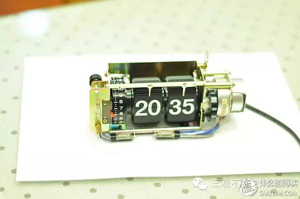 复古翻页钟和机械定时器,复古翻页钟机械定时器