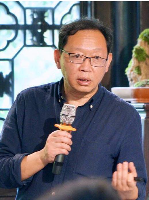 读文学的人的气质,读汉语言文学的人