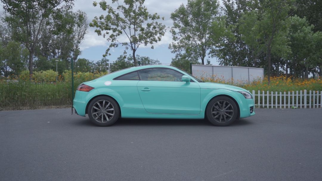 动力强劲外观拉风，15万四个圈能圆跑车梦