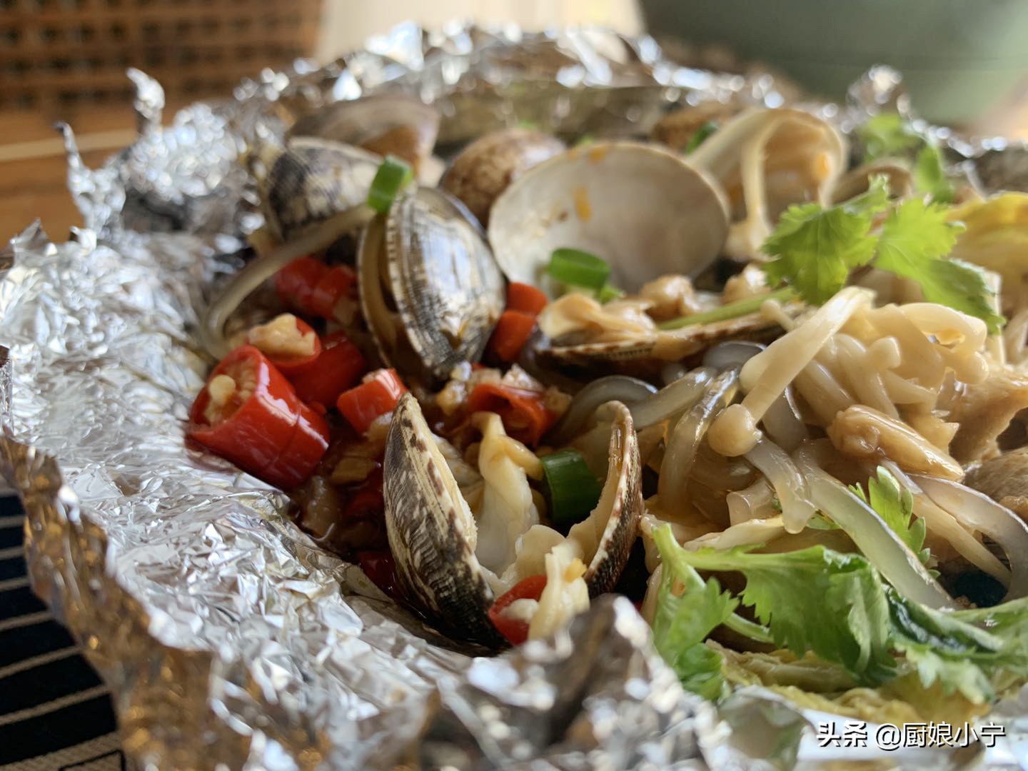 花蛤怎么吐沙最快最简单,花蛤快速吐沙的偏方