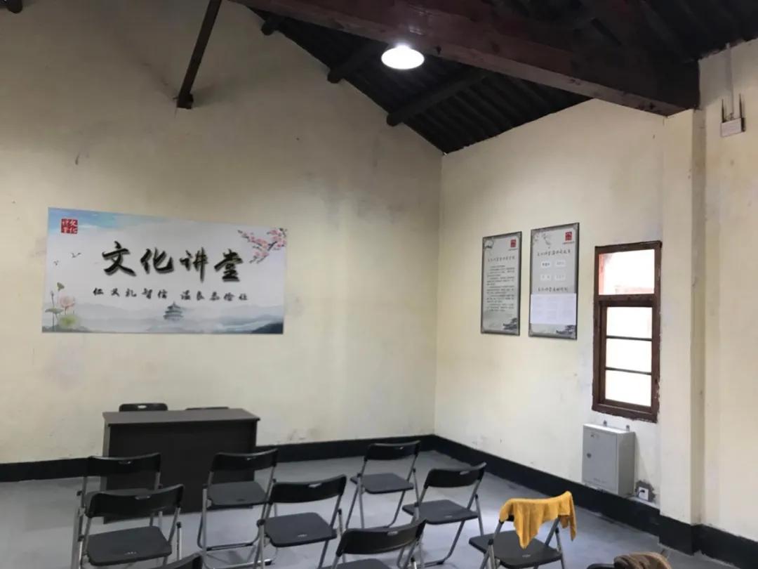 一个北大一个清华金榜题名,一个北大一个杭州美术学院