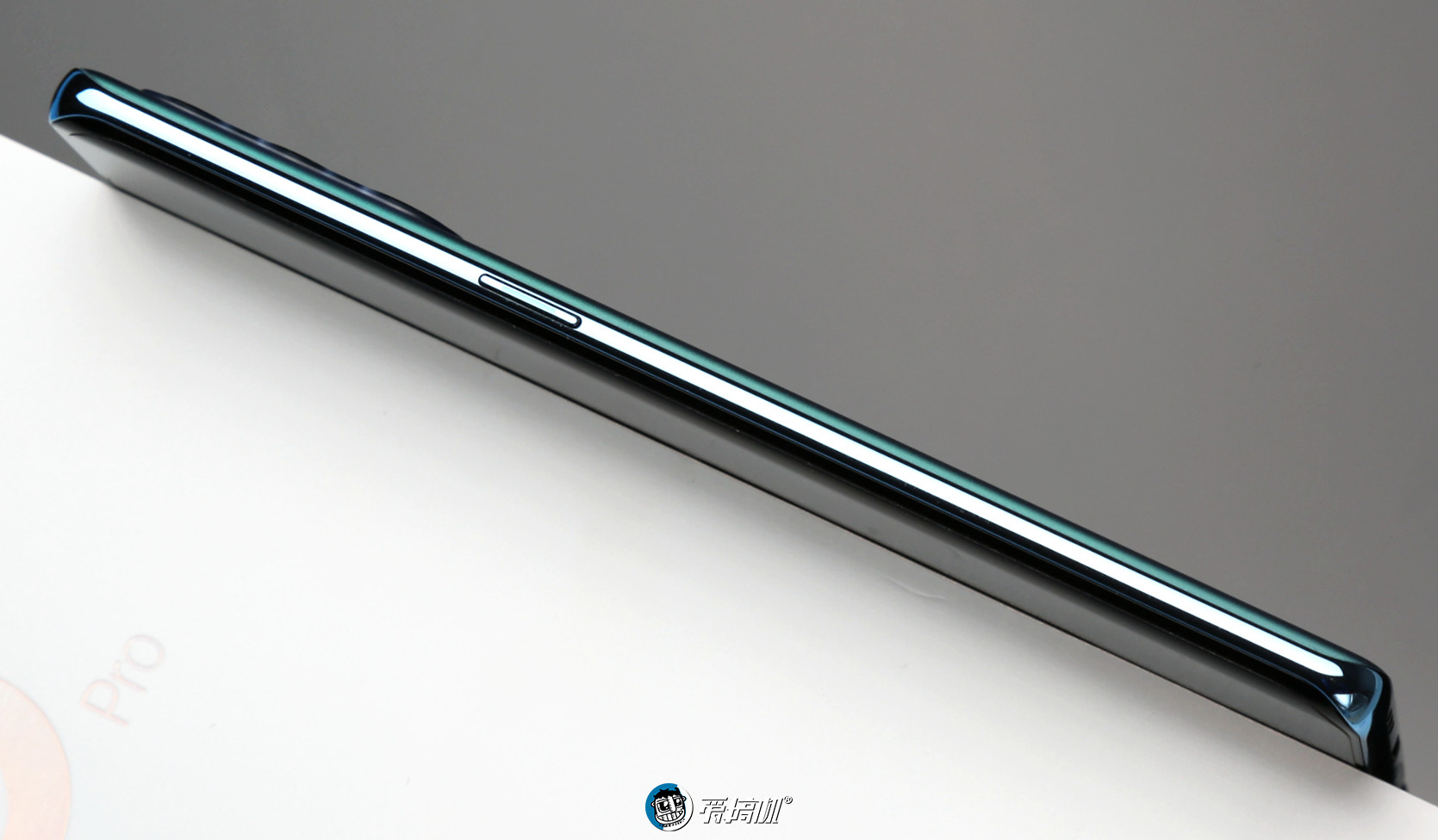 opporeno5pro体验评测帅薄朋克,opporeno5pro256g测评