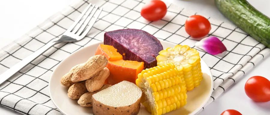 出现痛风症状该怎么治疗,出现痛风是否就医