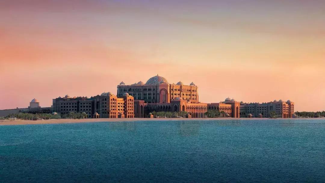 阿布扎比惊艳的地方,阿布扎比非凡之旅