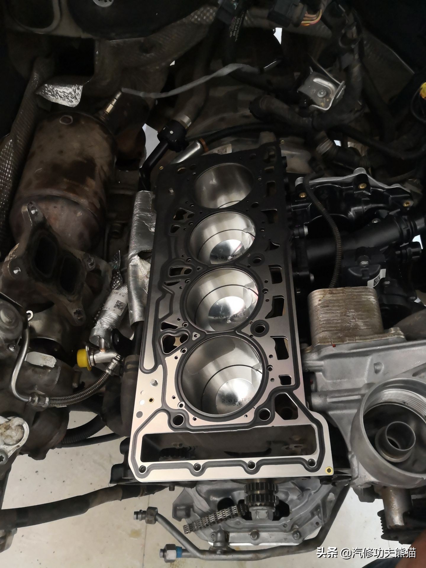 如何检测奥迪三代ea888是否烧机油,大众三代ea888发动机机油灯报警