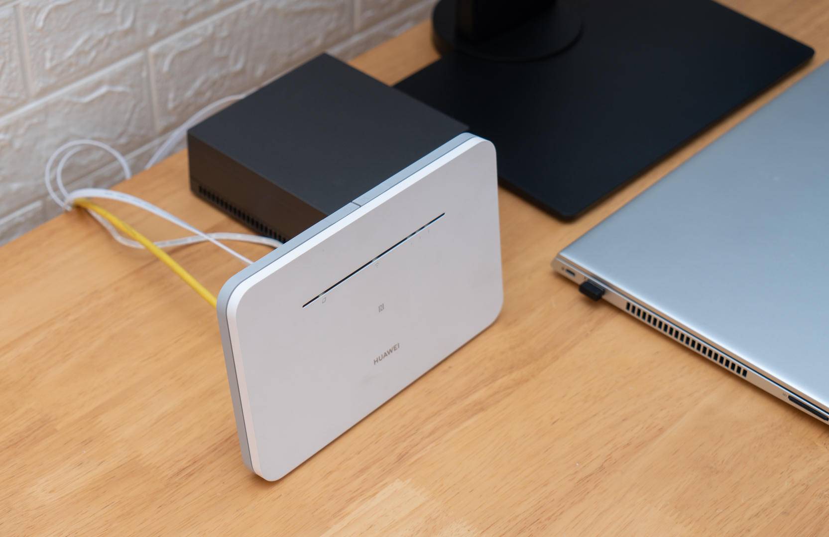 华为提高移动4g网速,华为移动路由器消耗手机流量