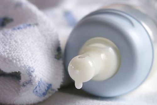 冷冻母乳喝了会拉肚子吗,怎么看出冷冻母乳还能不能吃