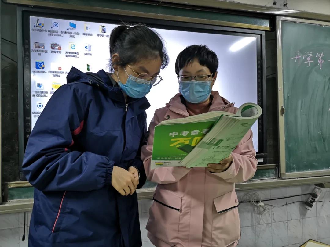 各学校开学第一天的报到情况,开学第一天的视频幼儿