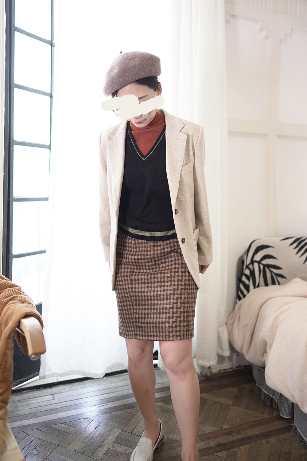 深卡其色大衣内搭什么颜色毛衣,格子大衣内搭什么颜色的毛衣好