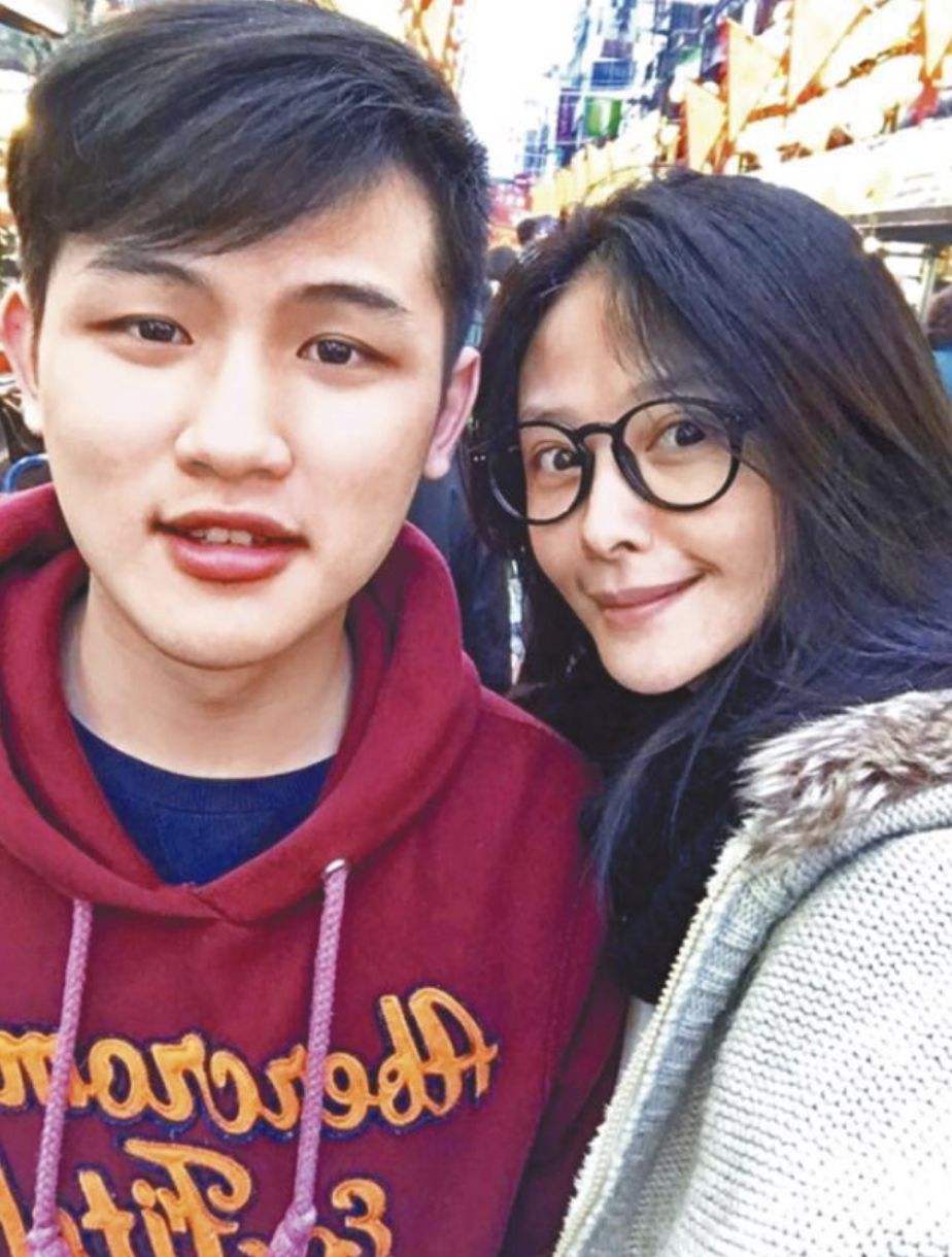 萧淑慎患癌切除器官,萧淑慎恶性肿瘤视频