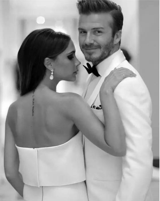 victoriabeckham出街,victoriabeckham谢幕