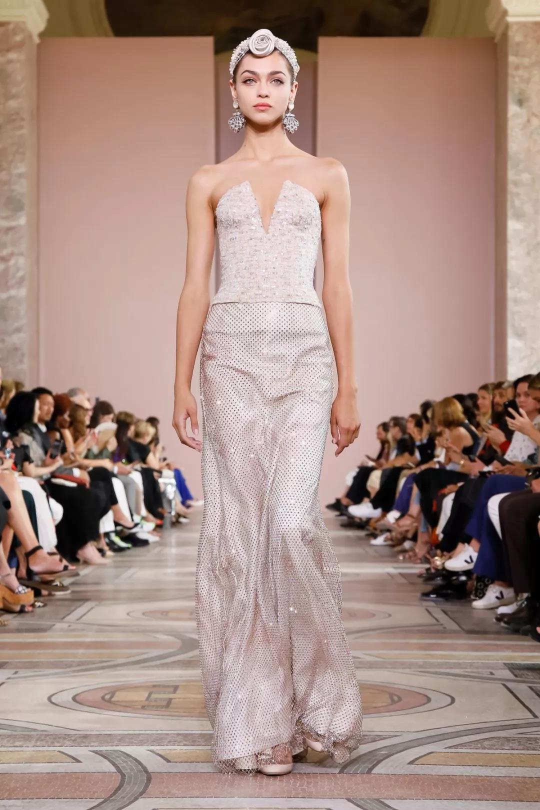 优雅不是炫耀,阿玛尼高定装