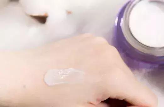 国货面霜保湿滋润秋冬平价,面霜油皮秋冬平价