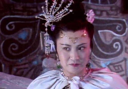 白骨精是怎么被打死的,三打白骨精为什么前两次打不死