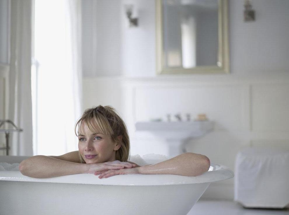 怎样改善皮肤上的鸡皮疙瘩,最有效去鸡皮疙瘩的方法