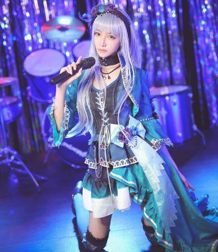 cosplay漫展一个很火的小姐姐,cos二次元最好看的小姐姐