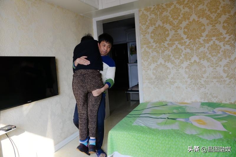 东北老爷们孝顺父母,东北老爷们儿的日常