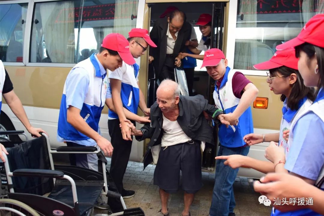 莫道桑榆晚为霞尚满天专访,莫道桑榆晚为霞尚满天央视解说