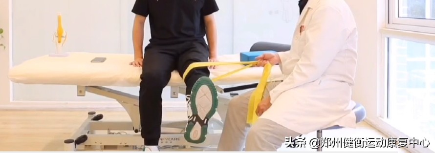 髌骨软化症吃什么食物好,自我判断髌骨软化症视频