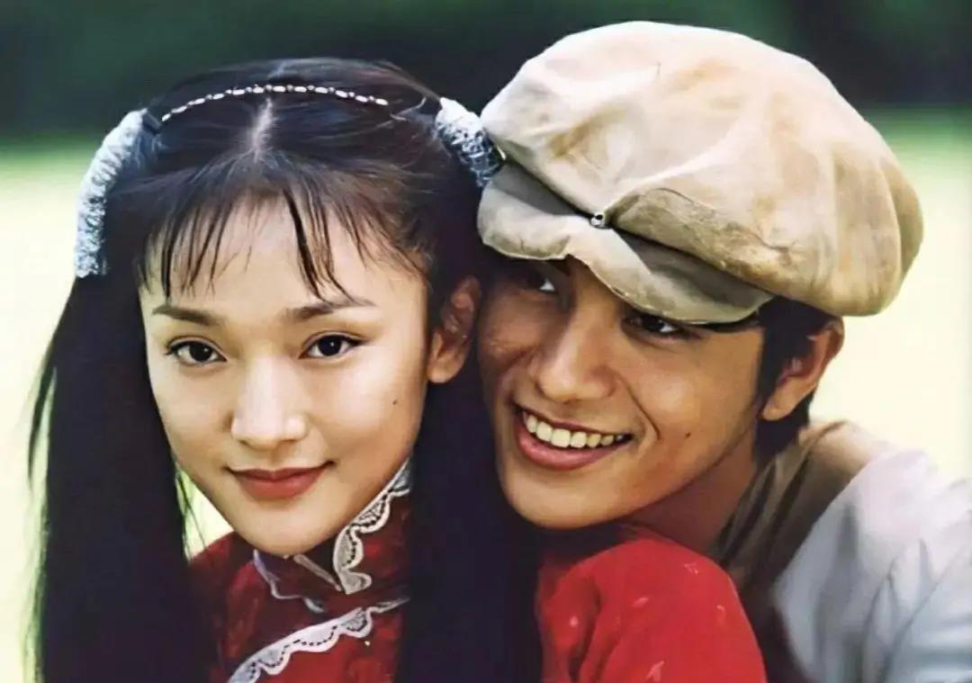 窦鹏当年做了什么，让周迅伤心欲绝，从此恋爱不再对男人死心塌地