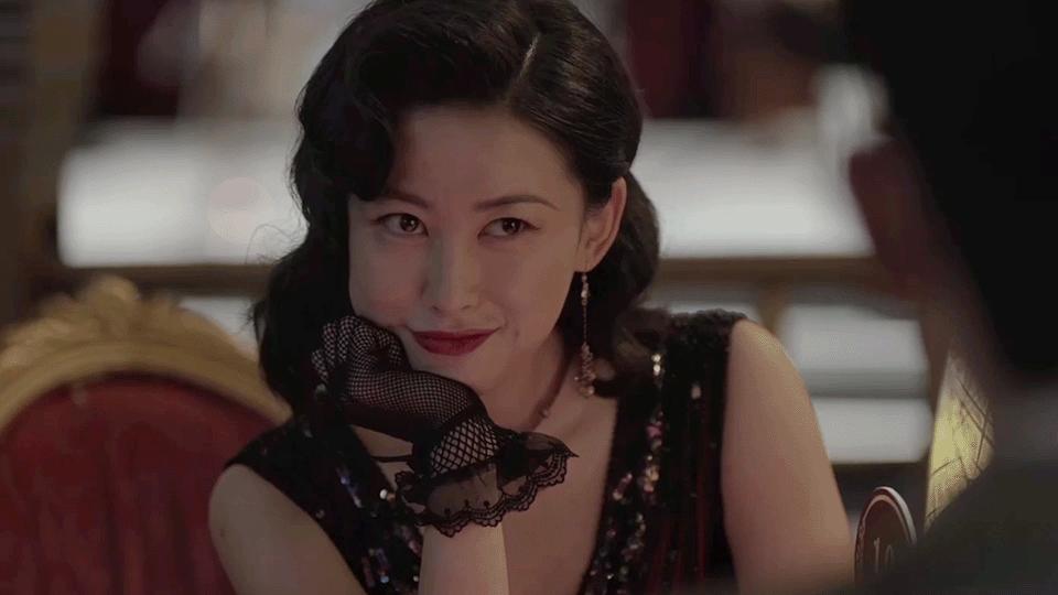 两个梨涡和一个梨涡,两个梨涡和一个酒窝