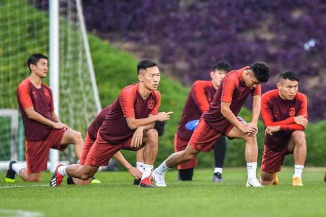 国足王楠,王楠国足