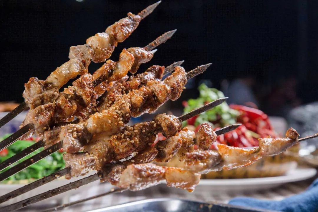 哈尔滨中央大街商业圈分析,哈尔滨中央大街商业有哪些