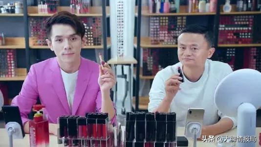 挑战马云第一人，王源奚梦瑶关晓彤争上他节目，背后伤痛有谁知？