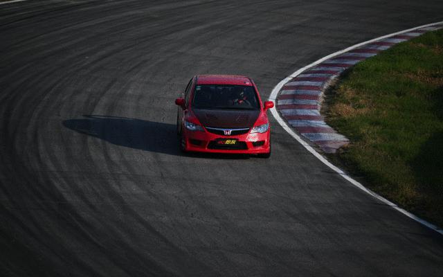 尼康z9旗舰相机详细评测,尼康z9机身的无损变焦功能