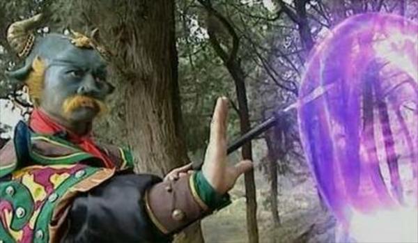 西游有位创世神，如来都要向他行贿，为何偏偏怕孙悟空？