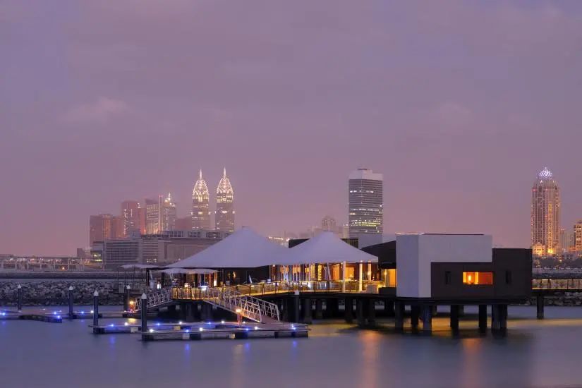 迪拜酒店埃尔法,迪拜假日度假酒店