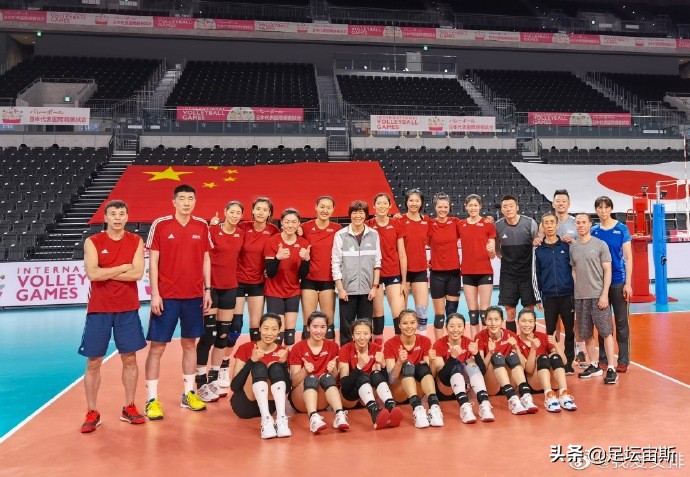 张常宁李盈莹郎平,张常宁拥抱龚翔宇视频