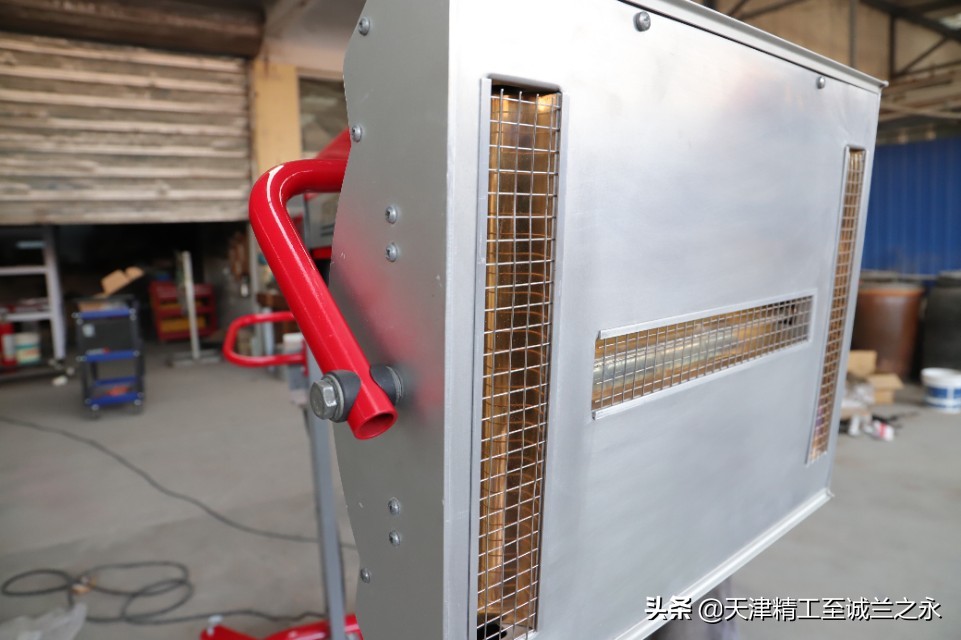 汽车喷漆工的信仰级工具翻新：瑞典IRT-300烤漆灯