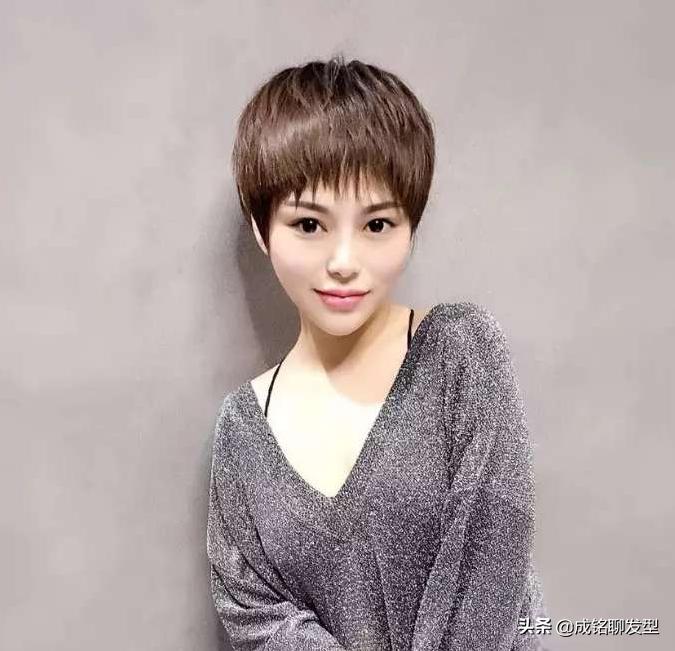 个子高的女生适合什么发型短发,150矮个子短发精致冬装