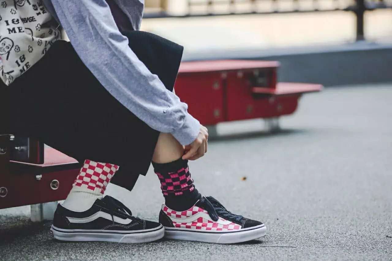 嘘!这双嫁接棋盘格元祖Vans回归了