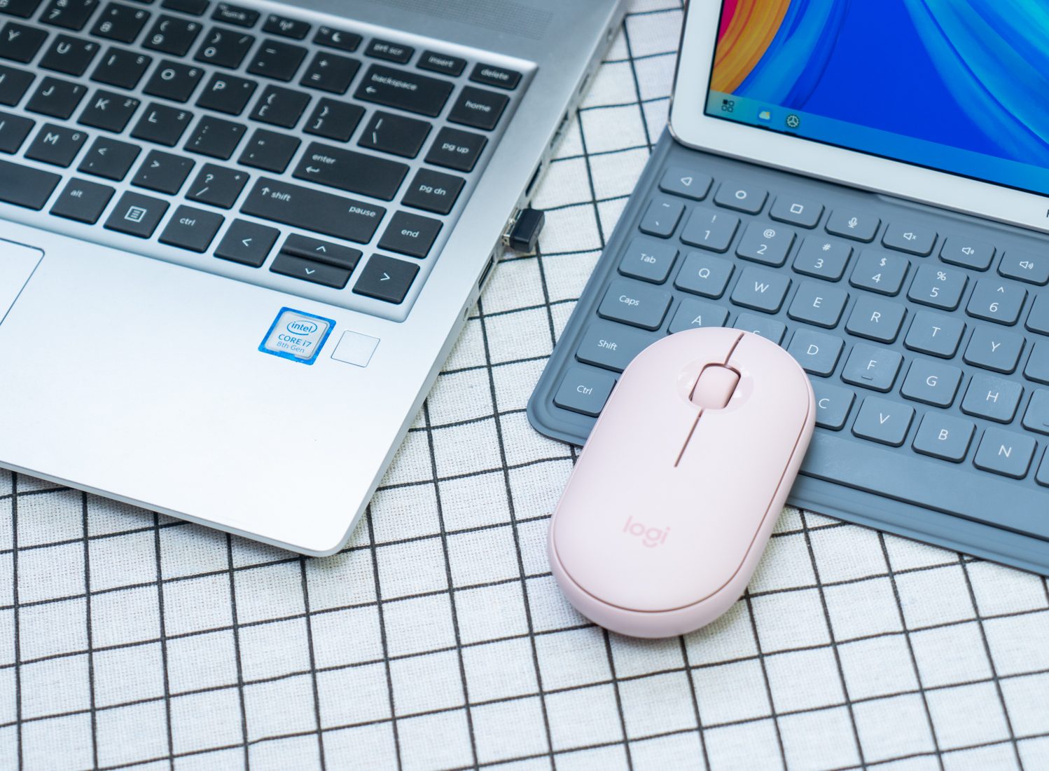 cherry鼠标和罗技鹅卵石,罗技鼠标m221与鹅卵石