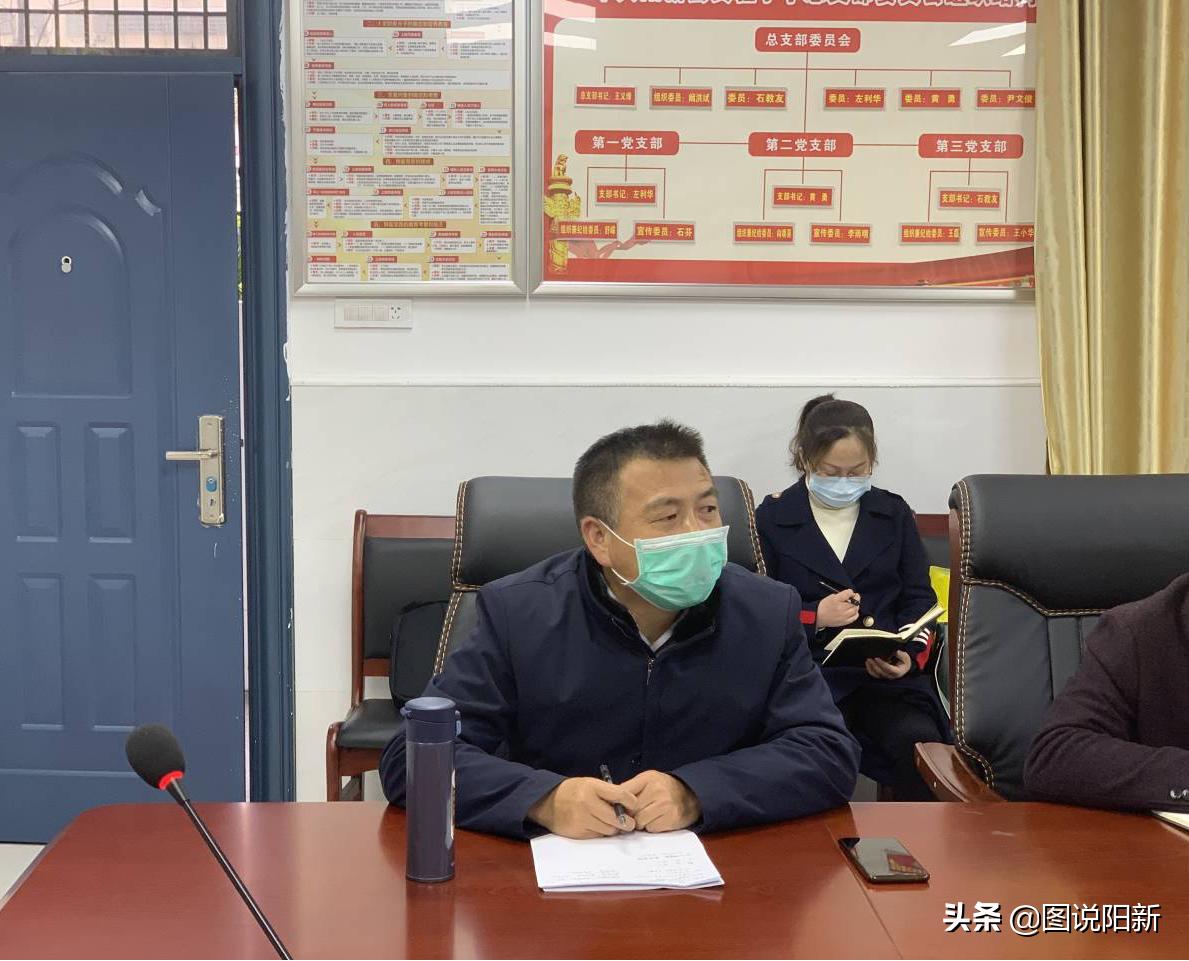 潮头登高再击桨，无边胜景在前头——湖北省最大小学“疫”线教学