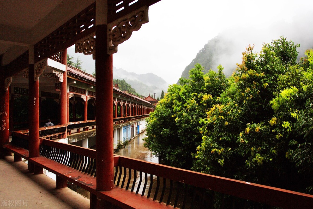 纪伯伦经典名言灵魂,纪伯伦经典句子书摘